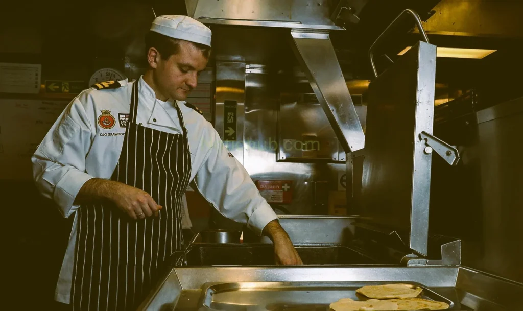 Chef – Royal Navy Ships | Accommodation & Meals Provided