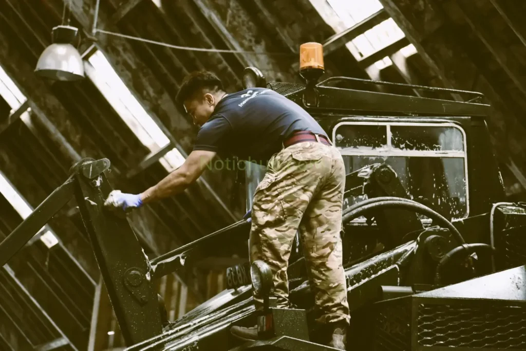 Senior Military Vehicle Technician- Notichub.com